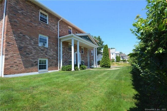 84 Broad St in Meriden, CT - Building Photo - Building Photo