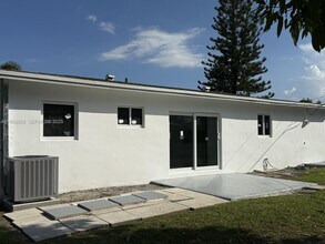 11805 SW 185th St in Miami, FL - Building Photo - Building Photo