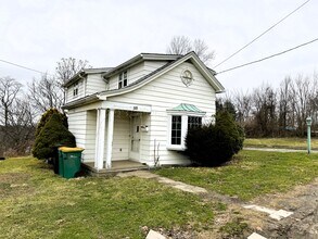 915 Perry Hwy in Pittsburgh, PA - Building Photo - Building Photo