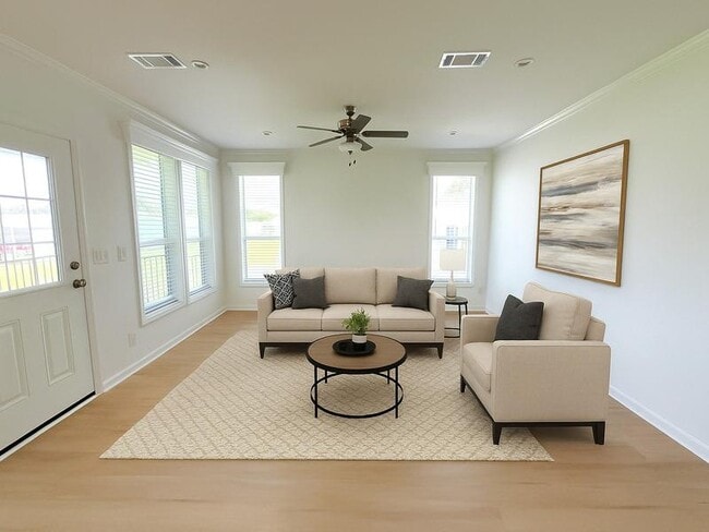 5656 Woodford St in Brooksville, FL - Building Photo - Building Photo