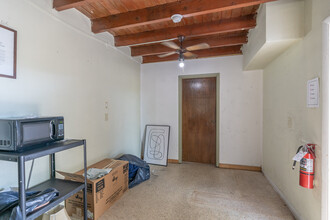 11103 Tamiami Trl E in Naples, FL - Building Photo - Building Photo