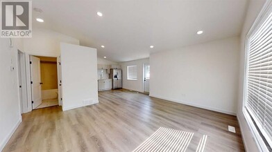 9604 Hillcrest Dr in Grande Prairie, AB - Building Photo - Building Photo
