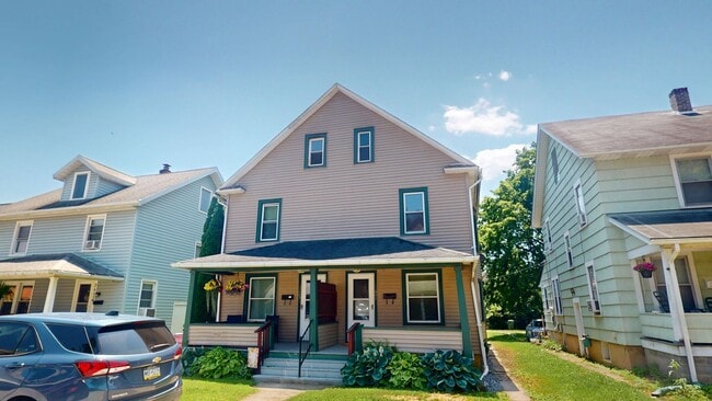 property at 2609 Grand St