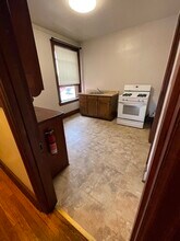 3 E Chestnut St, Unit 2 in Hanover, PA - Building Photo - Building Photo
