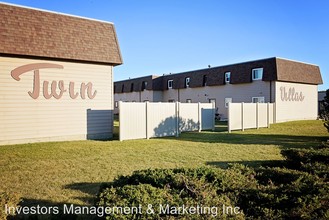 Twin Villas in Minot, ND - Building Photo - Interior Photo