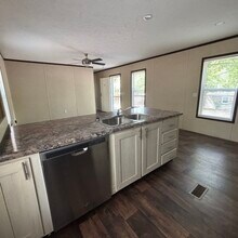 102 Falcon Dr in Troy, AL - Building Photo - Building Photo