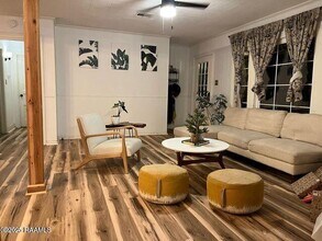 111 Corinne St in Lafayette, LA - Building Photo - Building Photo