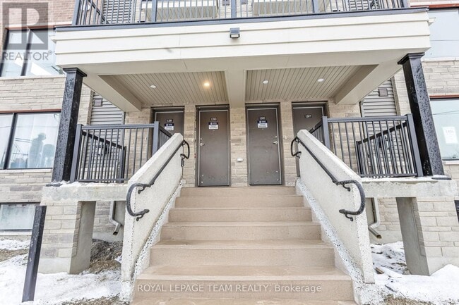 1203 Creekway Private in Ottawa, ON - Building Photo - Building Photo