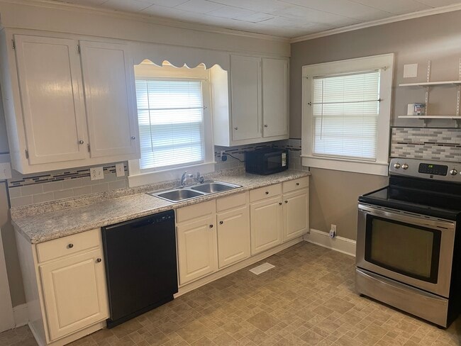 307 Ross St, Unit 307