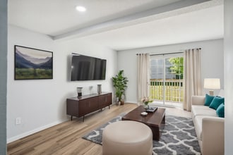 Walden Ridge Townhomes in Iowa City, IA - Building Photo - Building Photo