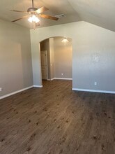 4300 Hunters Place Dr in Killeen, TX - Foto de edificio - Building Photo