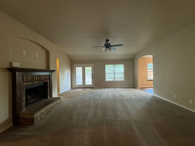 6801 Deorsam Loop in Killeen, TX - Building Photo - Building Photo