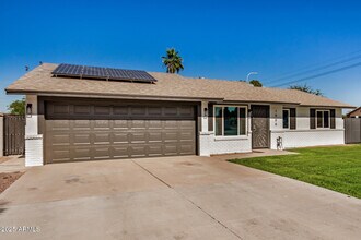 1906 N Evergreen St in Chandler, AZ - Building Photo - Building Photo