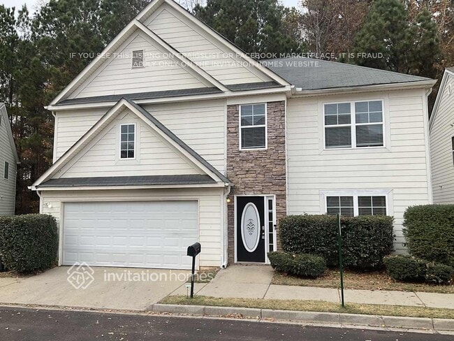 property at 4536 Parkway Cir