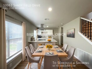 10062 Sandy Field Dr in San Antonio, TX - Building Photo - Building Photo