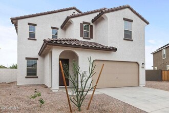 9637 W Agora Ln in Tolleson, AZ - Building Photo - Building Photo