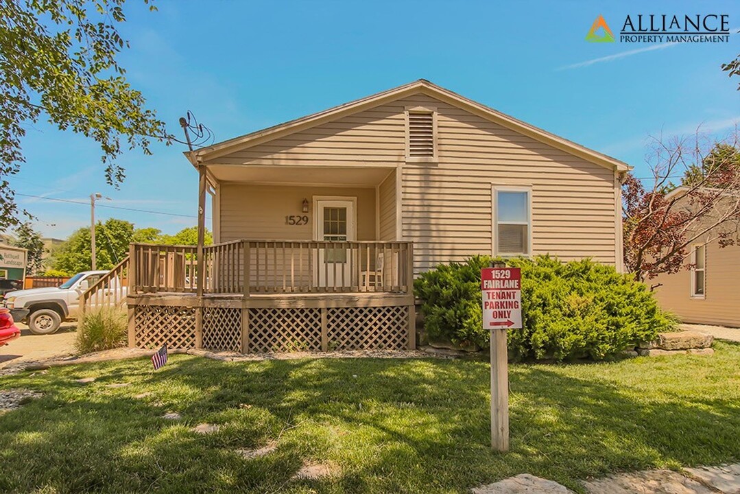 1529 Fair Ln-Unit -1529 in Manhattan, KS - Building Photo