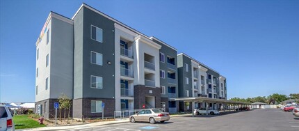 The Boulevard in Orem, UT - Foto de edificio - Building Photo