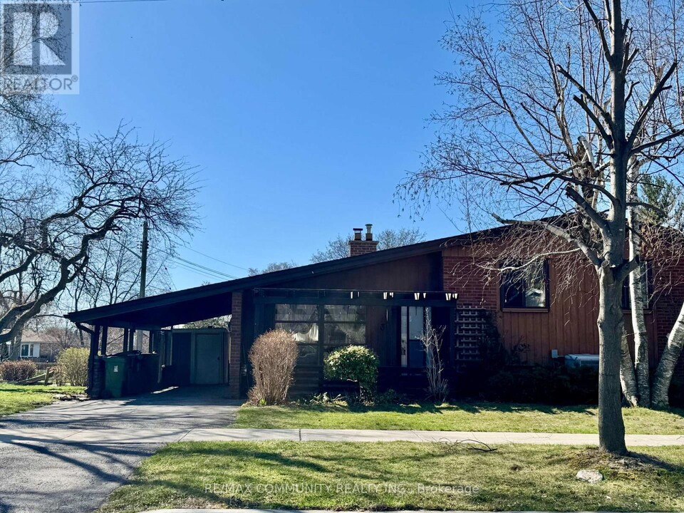 36 Benprice Ct in Toronto, ON - Building Photo