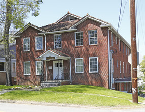 Magnolia Apartments in Knoxville, TN - Building Photo - Building Photo