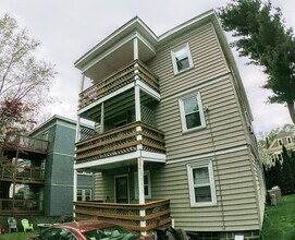 298 Chestnut Ave in Boston, MA - Building Photo - Building Photo
