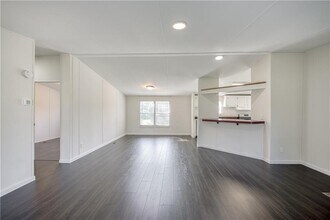 2178 GA-323 in Gillsville, GA - Building Photo - Building Photo