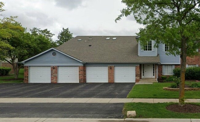 property at 1521 Commodore Ct