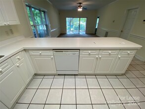 8642 Coralbell Ln in Charlotte, NC - Building Photo - Building Photo