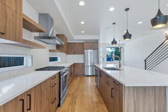 2567 S Acoma St in Denver, CO - Building Photo - Building Photo