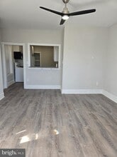 5211 Ridge Ave in Philadelphia, PA - Building Photo - Building Photo