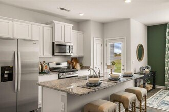 801 Grovebury Ct in Aiken, SC - Building Photo - Building Photo