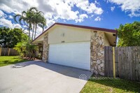 5981 Coy Glen Way in Greenacres, FL - Building Photo - Building Photo