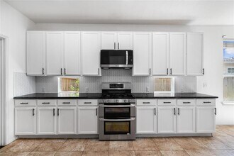 9801 Sunnycoast Ln in Pearland, TX - Building Photo - Building Photo