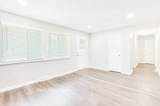 3237 Tulip Dr in Decatur, GA - Building Photo - Building Photo