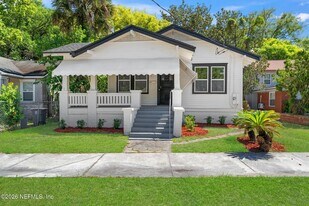 34 W 23rd St in Jacksonville, FL - Building Photo