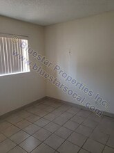 16014 Yucca St in Hesperia, CA - Building Photo - Building Photo