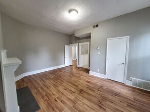 925 S Cox St in Memphis, TN - Building Photo - Building Photo