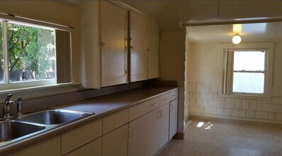 1615 California St in Mountain View, CA - Building Photo - Building Photo