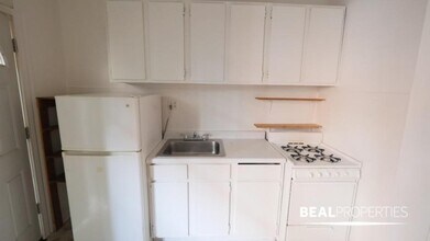 721 W Barry Ave in Chicago, IL - Building Photo - Building Photo