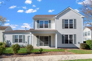 1093 Symphony Dr in Aurora, IL - Building Photo