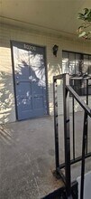 5930 Village Cir N in Orlando, FL - Building Photo - Building Photo