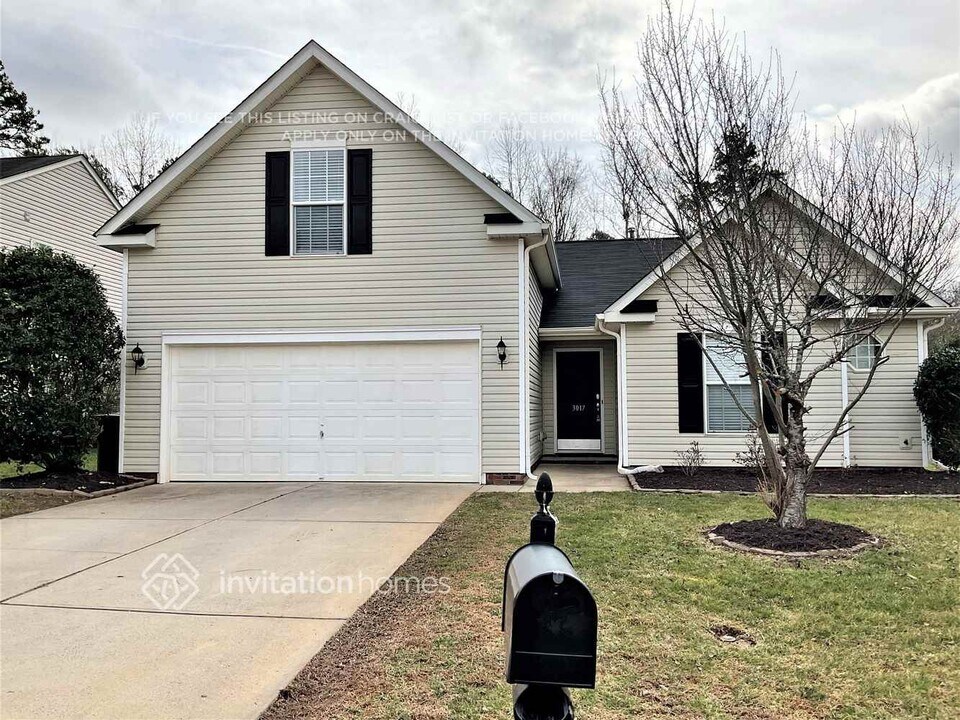 3017 Secret Garden Ct in Indian Trail, NC - Building Photo