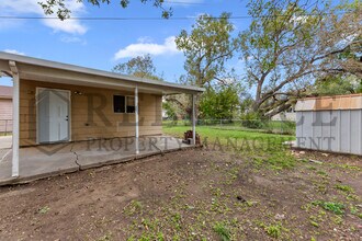 2210 W Dallas St in Wichita, KS - Building Photo - Building Photo