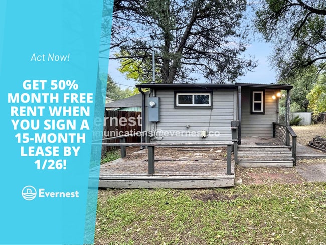 110 1/2 W Cheyenne Rd