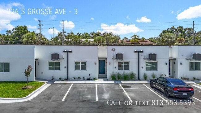 326 S Grosse Ave in Tarpon Springs, FL - Building Photo - Building Photo