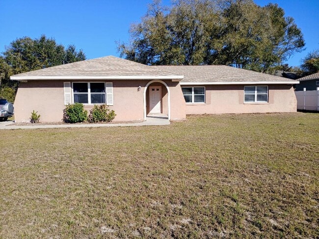 property at 301 Woodland Trl