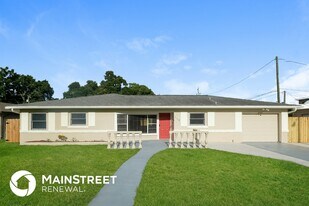 114 N Meteor Ave in Clearwater, FL - Building Photo