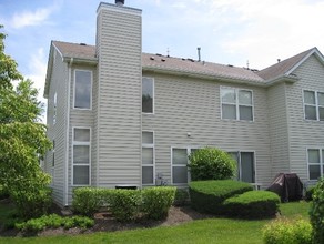 1519 E Baronet Ln in Palatine, IL - Building Photo - Building Photo