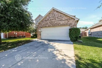 10313 Stoneside Ct in Fort Worth, TX - Building Photo - Building Photo