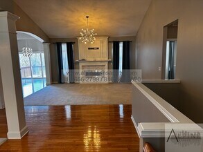 1721 NW 54th Terrace in Kansas City, MO - Building Photo - Building Photo